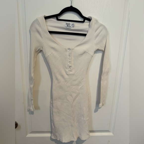 Princess Polly Dresses & Skirts - Princess Polly Cream Ribbed Long Sleeve Dress